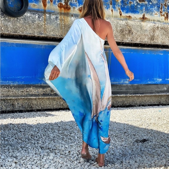 Aqua Luxury Yacht Life, Asymmetrical Kimono Dress, One Arm Cover Boat Neck Midi. - Picture 3 of 7